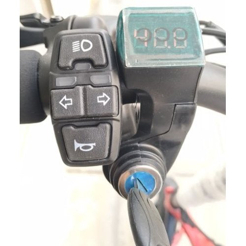 Mantis 10 Single 800W 48V 18,2Ah >1600W max με εξτρά φώτα και ηλεκρική κόρνα. Mantis 10 Single 800W 48V 18,2Ah >1600W max με εξτρά φώτα και ηλεκρική κόρνα.